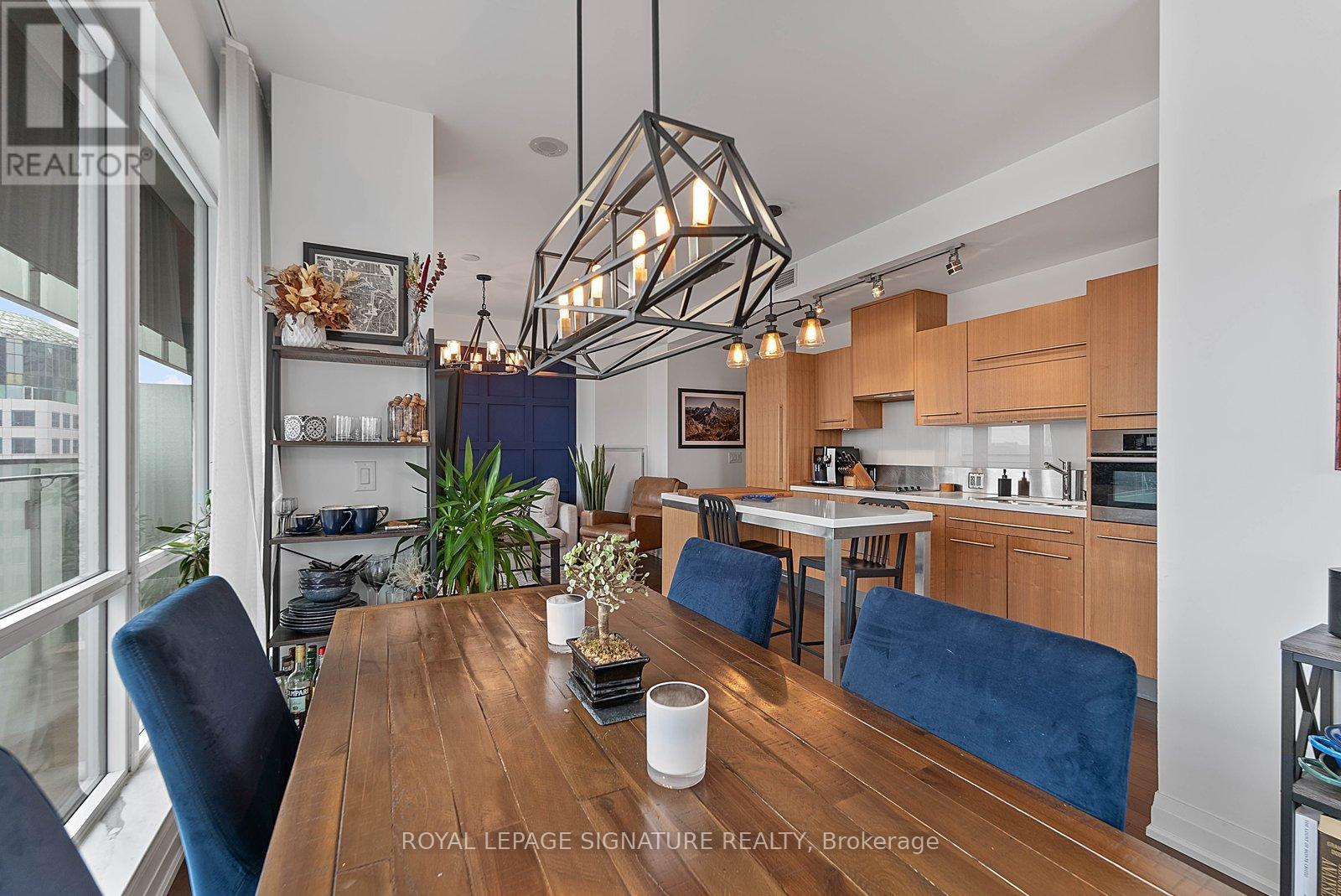 3008 - 80 John Street, Toronto, Ontario M5V 3X4 - Photo 13 - C12913562