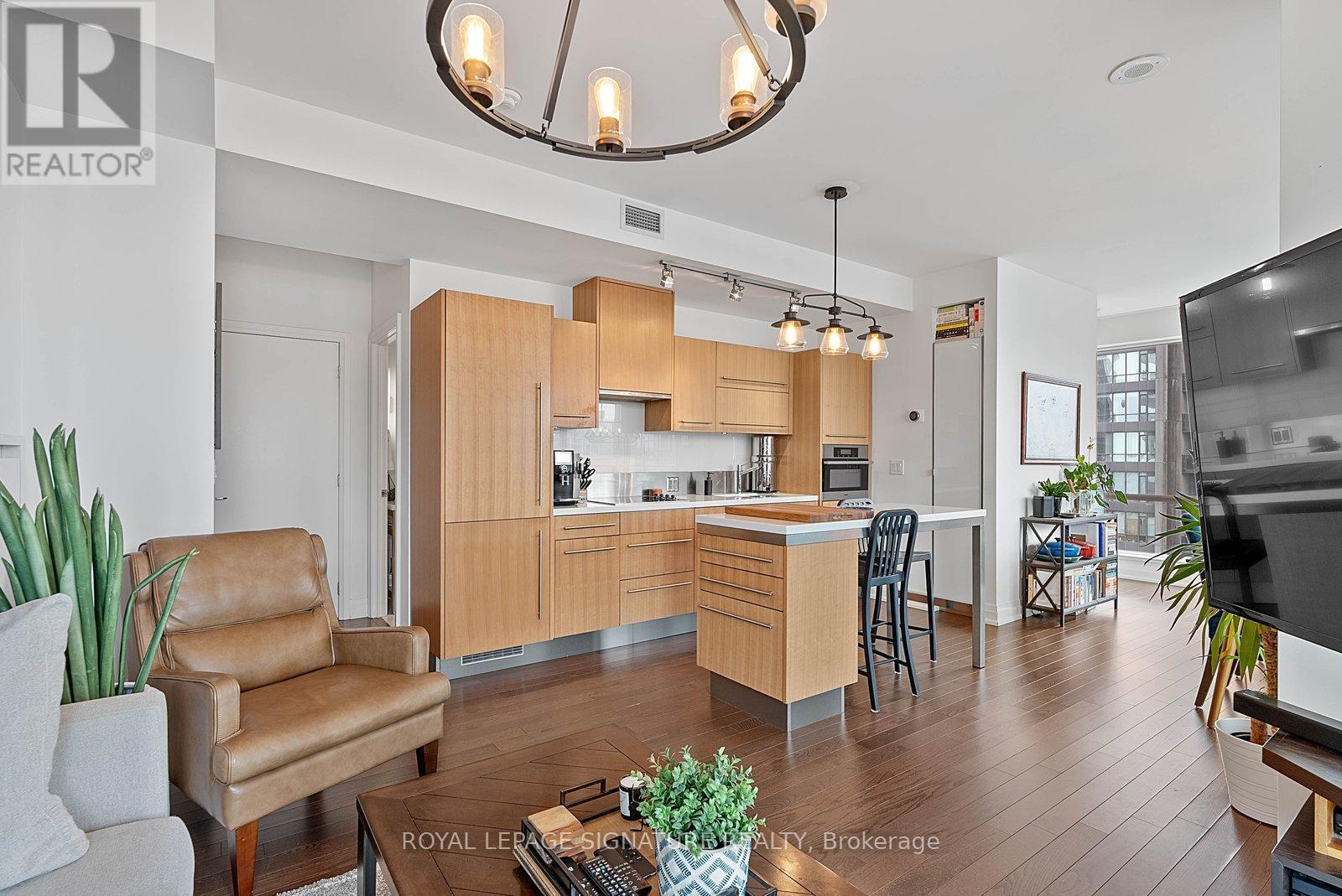 3008 - 80 John Street, Toronto, Ontario M5V 3X4 - Photo 5 - C12913562