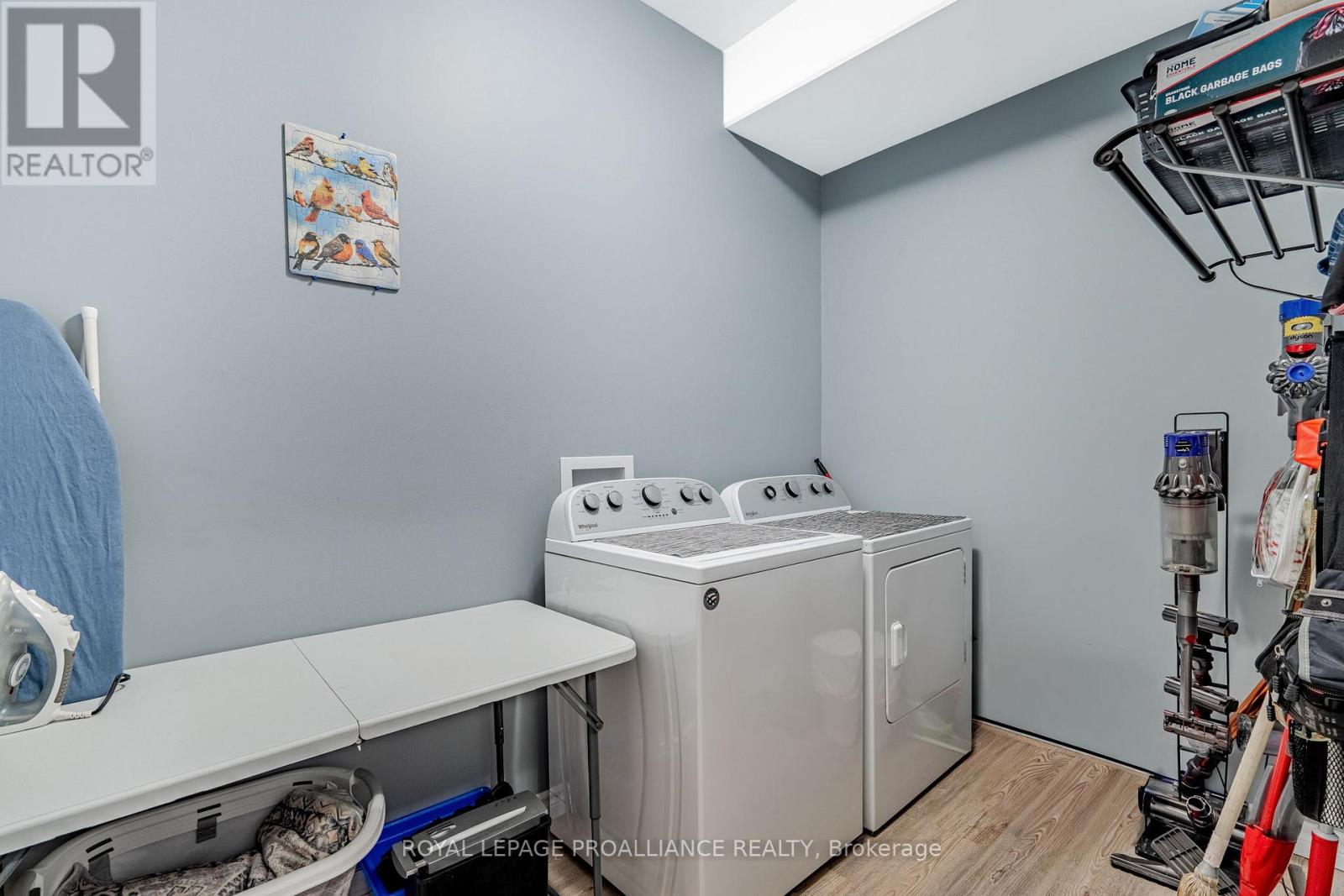 84 South George Street, Belleville (Belleville Ward), Ontario  K8N 3G9 - Photo 11 - X12916756