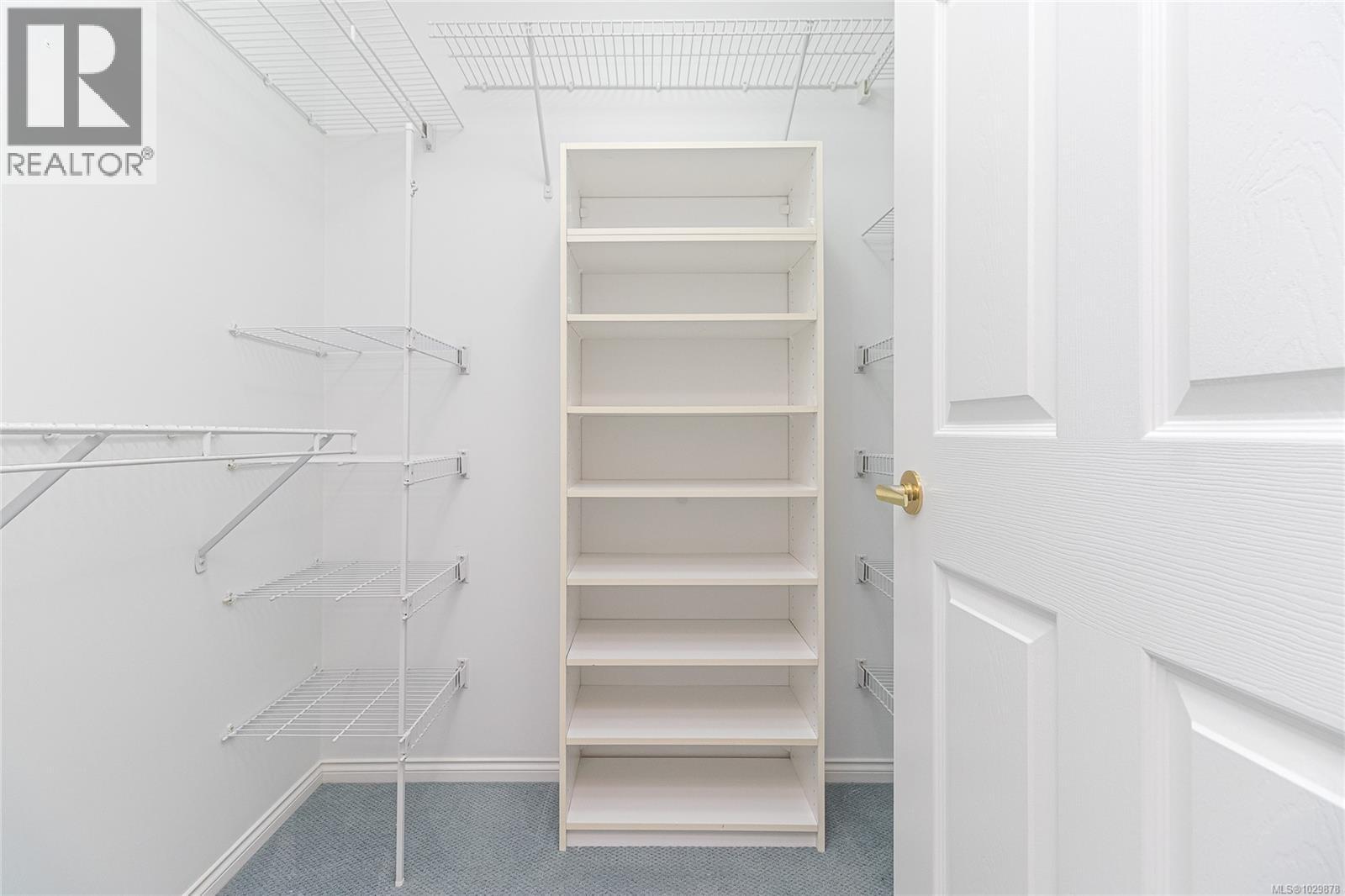 202 1485 Garnet Rd, Saanich, British Columbia  V8P 5T5 - Photo 22 - 1029878