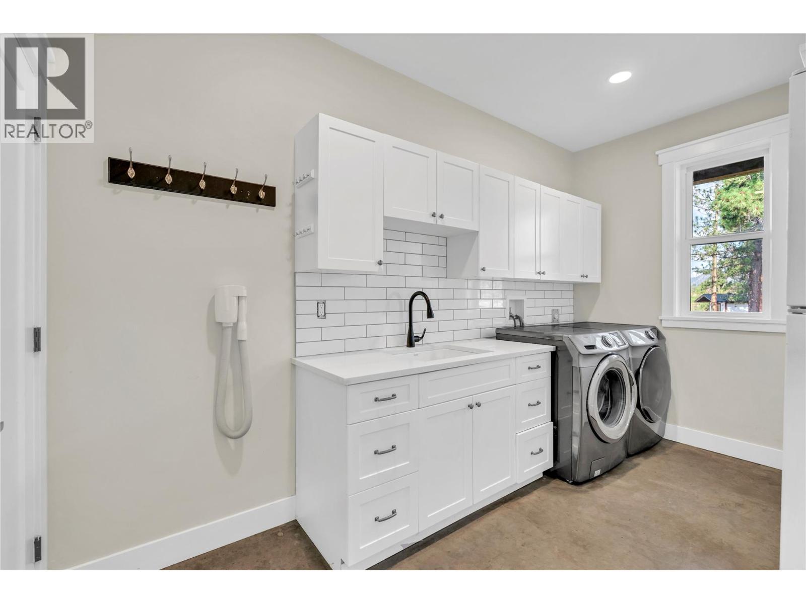 422 Huey Road, Princeton, British Columbia  V0X 1W0 - Photo 5 - 10379854