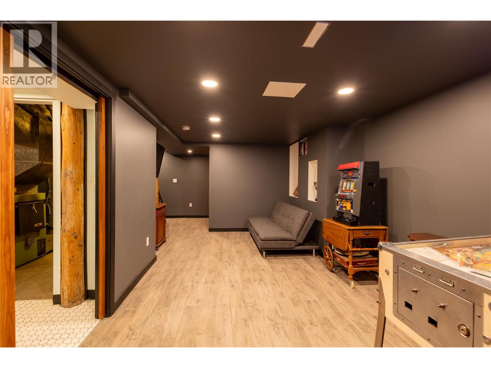 3697 Blewett Road, Nelson, British Columbia  V1L 6V8 - Photo 50 - 10379808