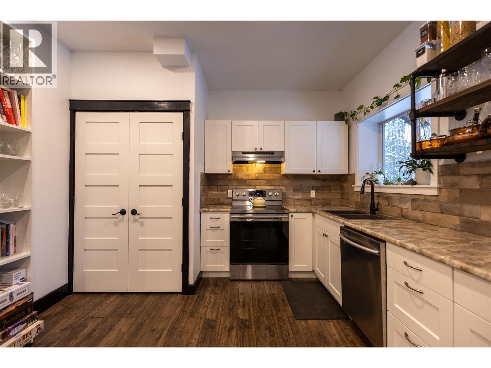 3697 Blewett Road, Nelson, British Columbia  V1L 6V8 - Photo 71 - 10379808