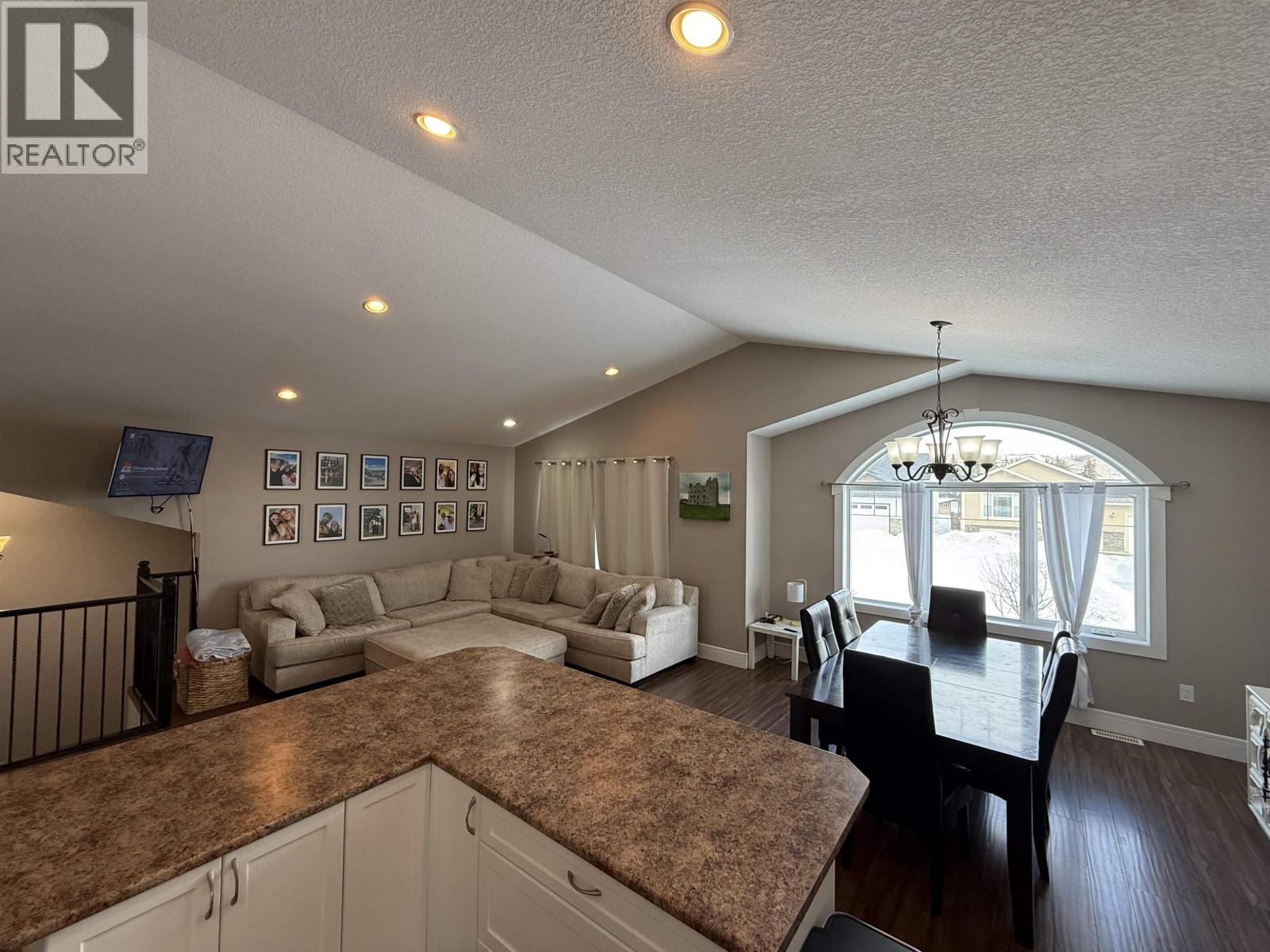 Lorem Ipsum Dolor, Taylor, British Columbia  V0C  - Photo 10 - DEMO29509547