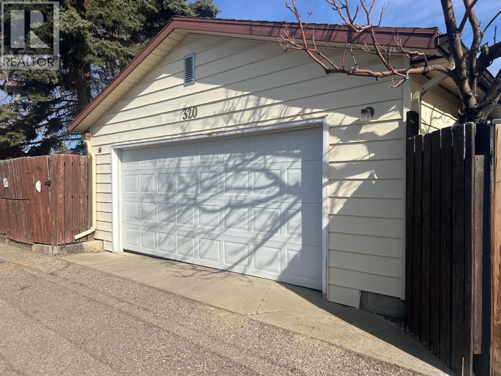 320 Leaside Avenue S, Lethbridge, Alberta  T1J 4J2 - Photo 27 - A2290688