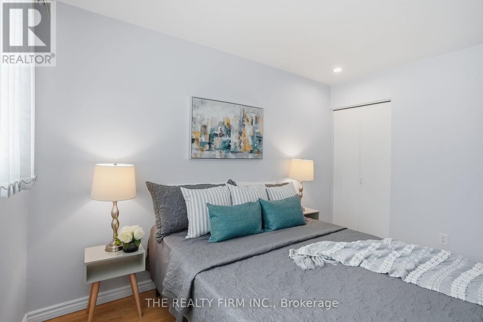 52 Clifton Crescent, London South, Ontario  N6C 3V8 - Photo 18 - X12916944