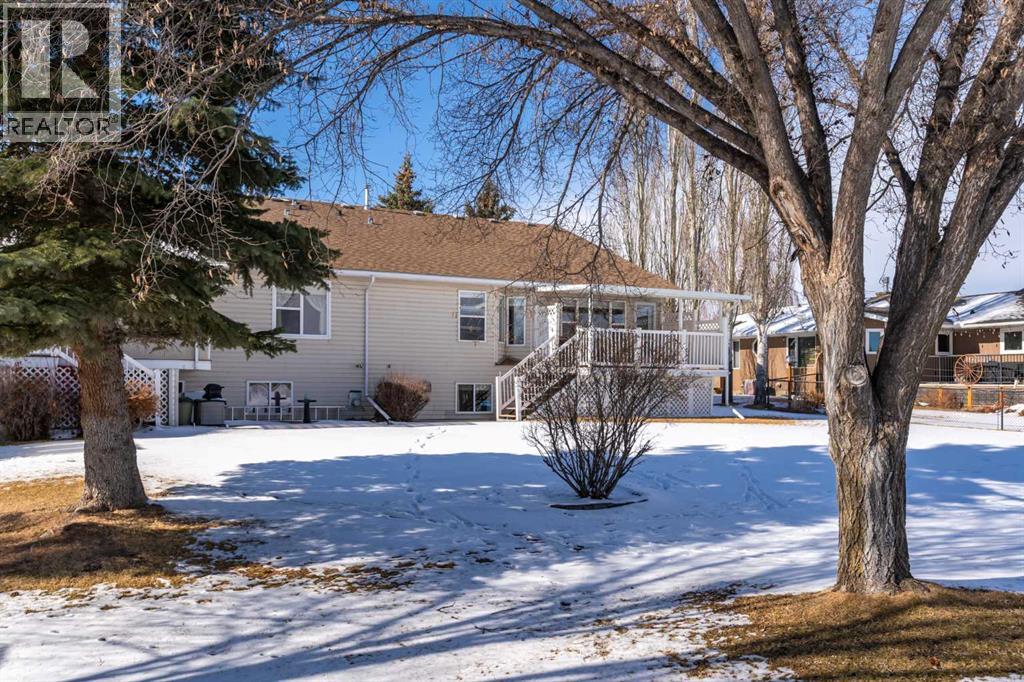 912 Riverside Drive NW, High River, Alberta  T1V 1S3 - Photo 34 - A2292358