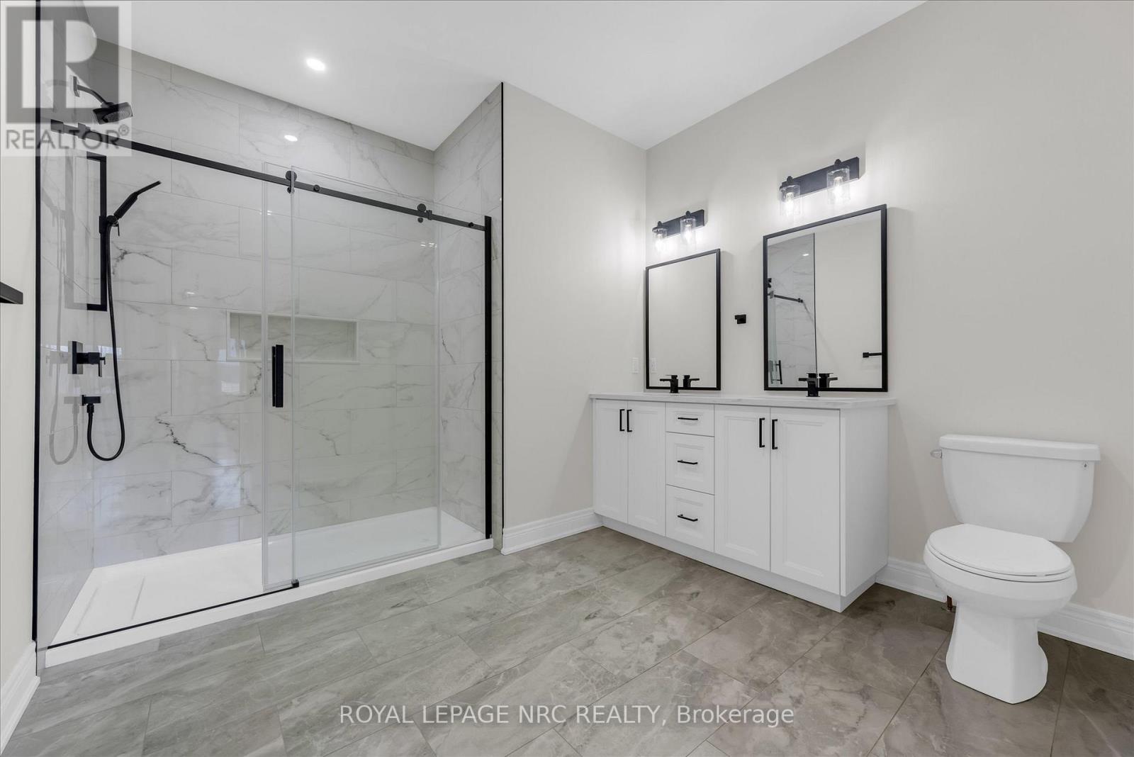 736 Clarence Street, Port Colborne, Ontario  L3K 0A8 - Photo 18 - X12916958