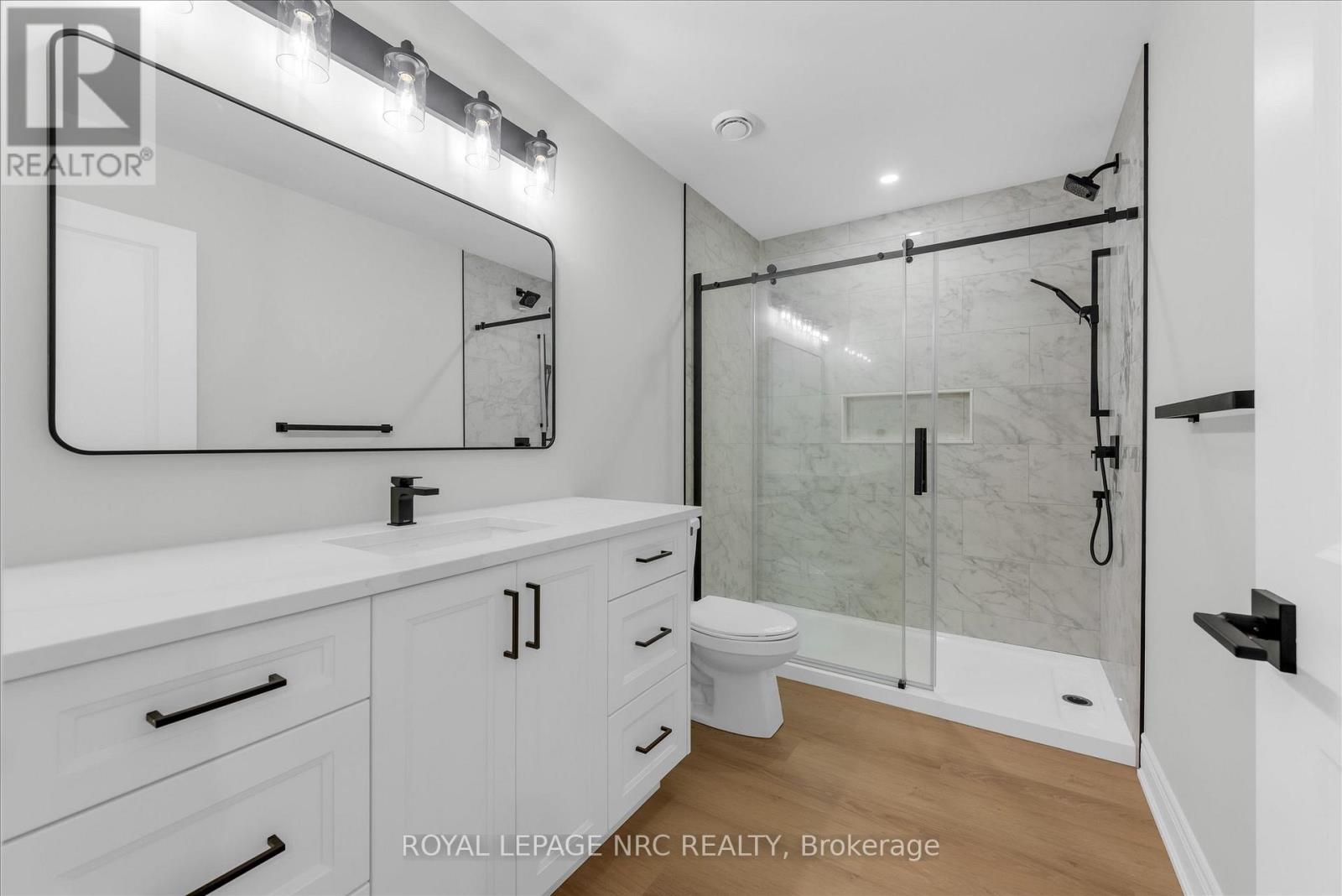 736 Clarence Street, Port Colborne, Ontario  L3K 0A8 - Photo 22 - X12916958