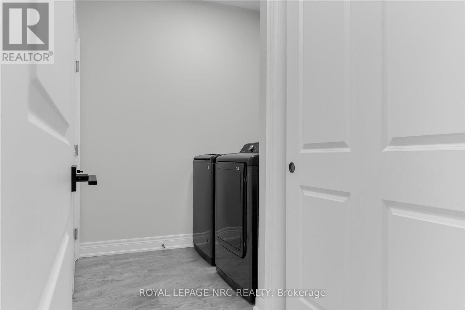 736 Clarence Street, Port Colborne, Ontario  L3K 0A8 - Photo 25 - X12916958