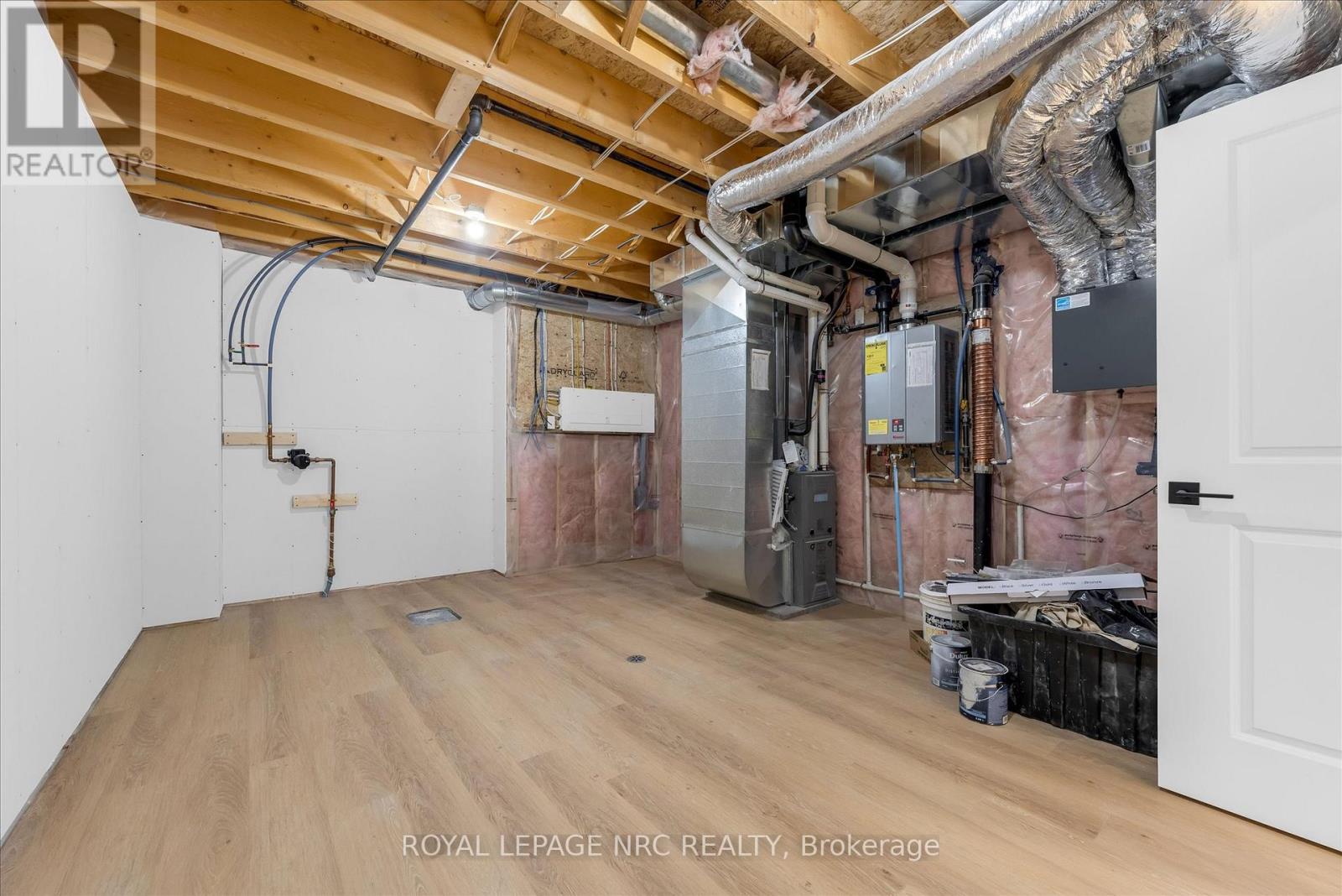 736 Clarence Street, Port Colborne, Ontario  L3K 0A8 - Photo 36 - X12916958