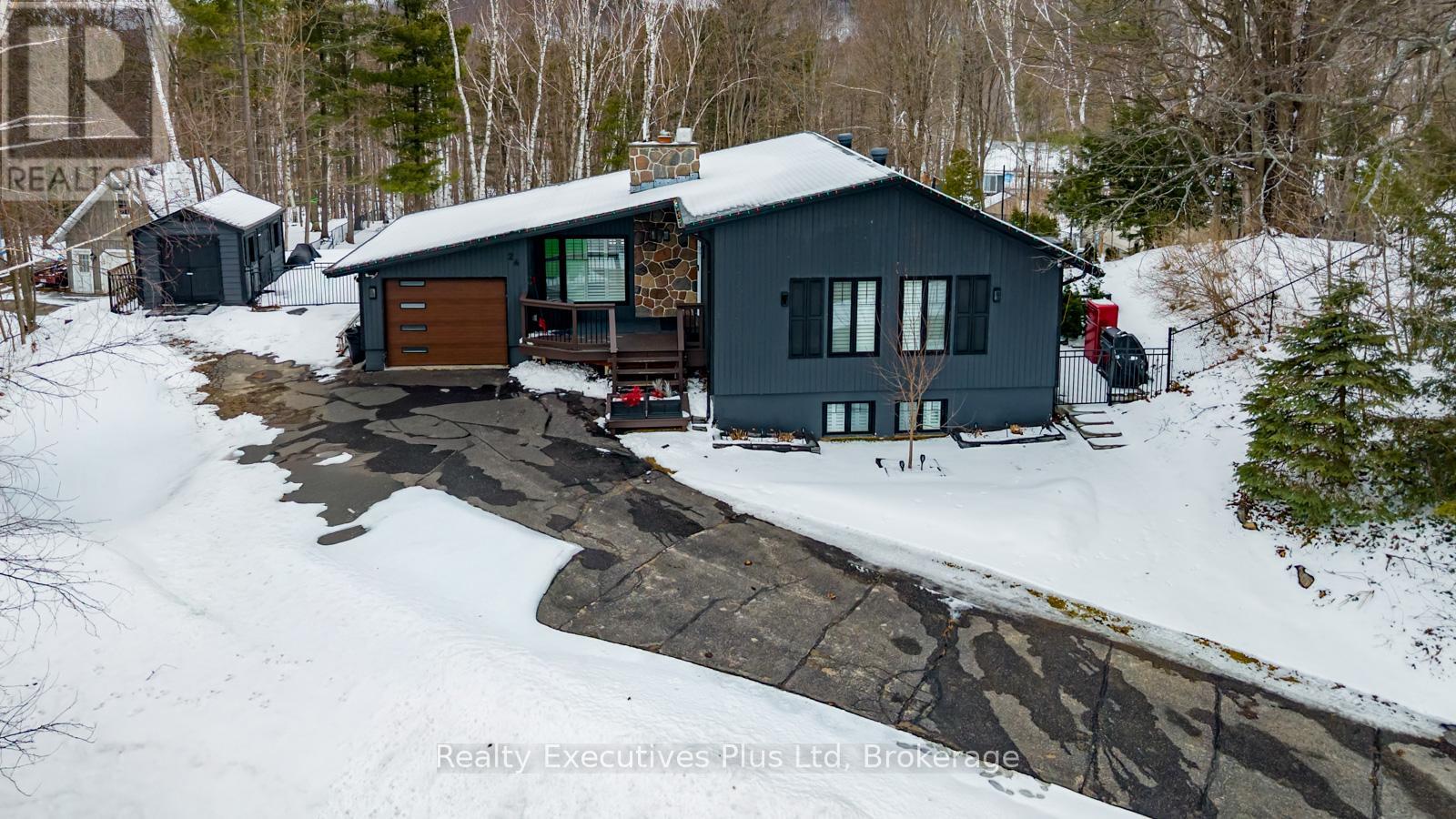 24 BIRCH GROVE DRIVE, oro-medonte (horseshoe valley), Ontario