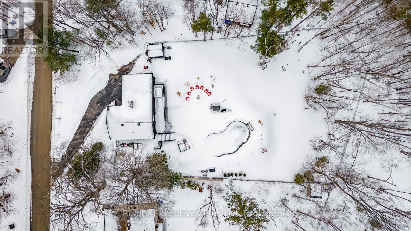 24 Birch Grove Drive, Oro-Medonte (Horseshoe Valley), Ontario  L4M 4Y8 - Photo 13 - S12916908