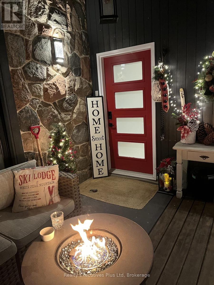 24 Birch Grove Drive, Oro-Medonte (Horseshoe Valley), Ontario  L4M 4Y8 - Photo 16 - S12916908