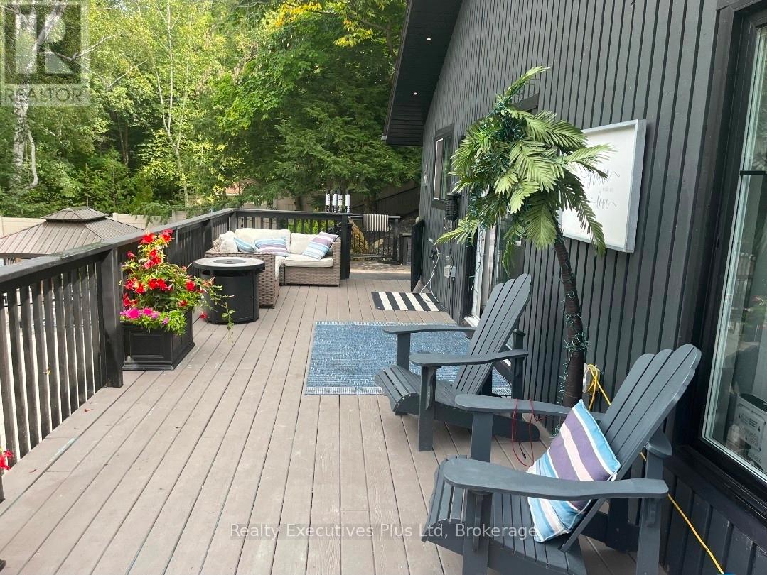 24 Birch Grove Drive, Oro-Medonte (Horseshoe Valley), Ontario  L4M 4Y8 - Photo 23 - S12916908