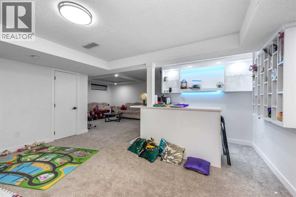 133 Woodbrook Road Sw, Calgary, Alberta  T2W 6C6 - Photo 35 - A2280043