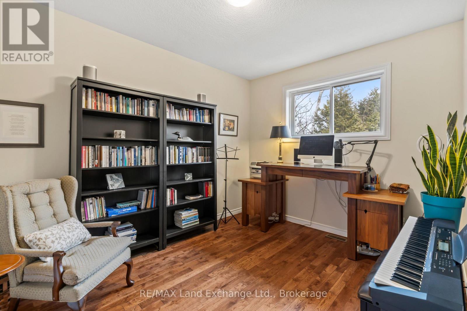 344 Lansdowne Street, Saugeen Shores, Ontario  N0H 2L0 - Photo 21 - X12916904