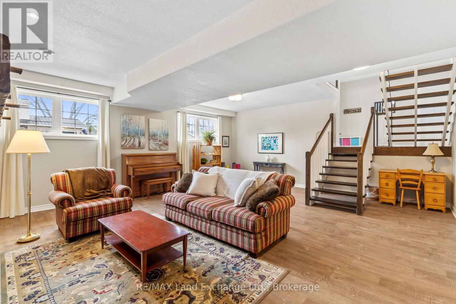 344 Lansdowne Street, Saugeen Shores, Ontario  N0H 2L0 - Photo 27 - X12916904