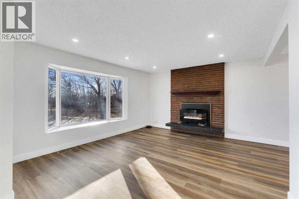 40 Pleasant Range Place, Rural Rocky View County, Alberta  T1Z 0H2 - Photo 6 - A2292579