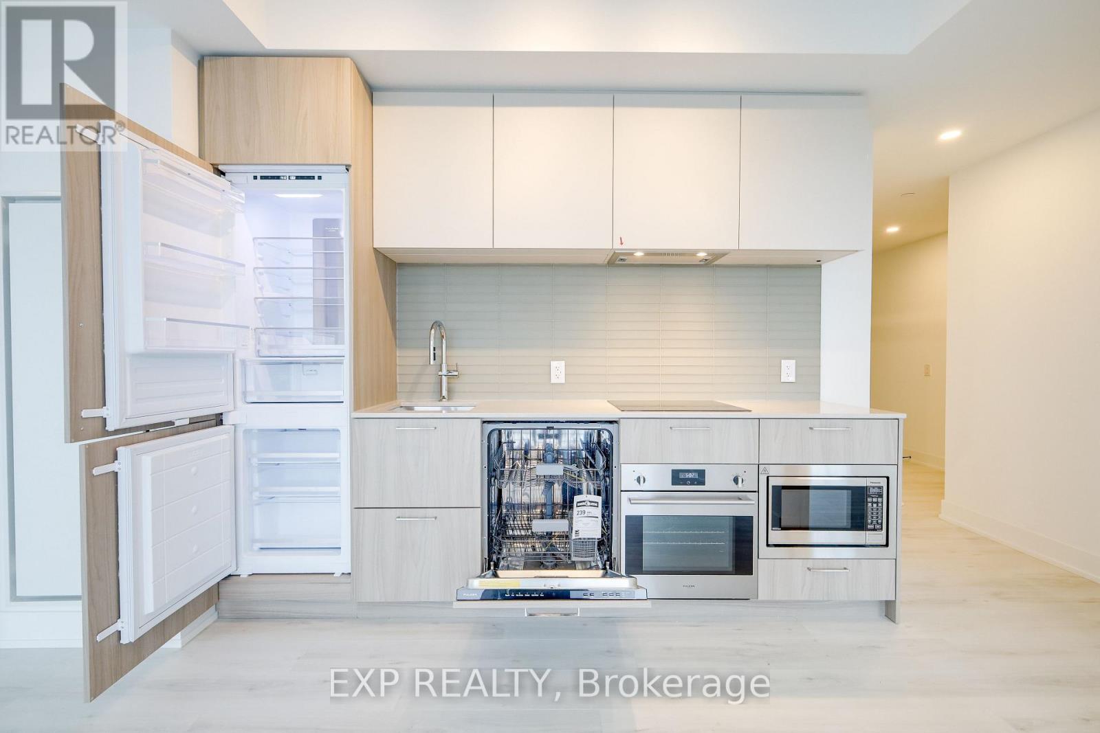 3002 - 36 Olive Avenue, Toronto, Ontario  M2N 4P9 - Photo 7 - C12916928