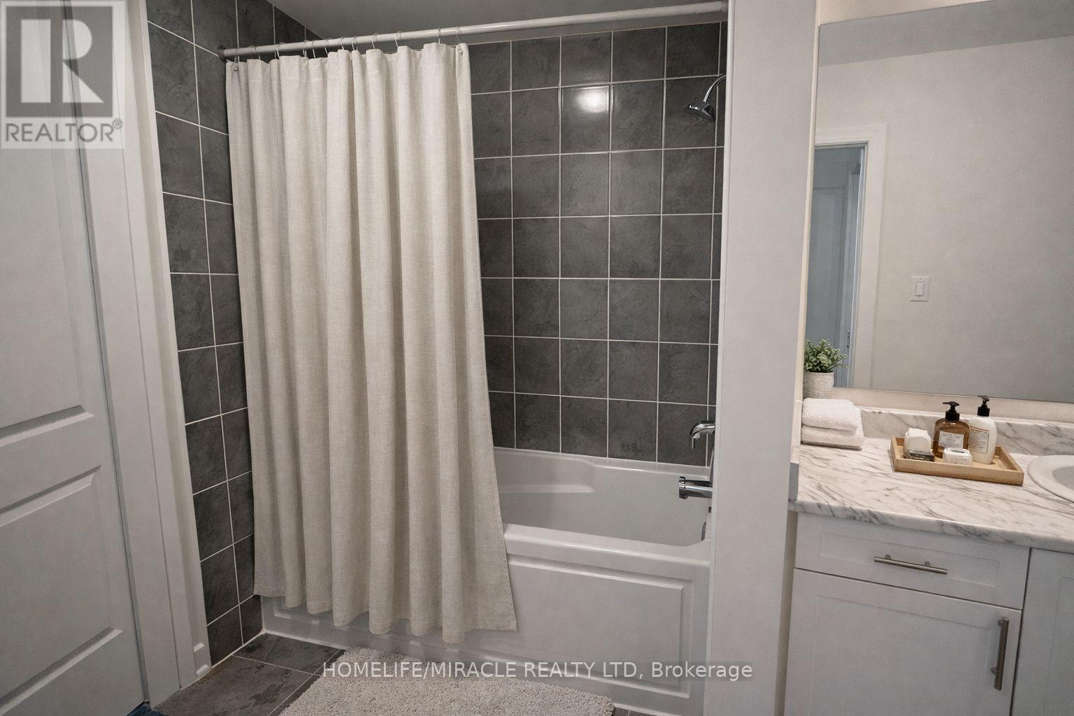 1182 Plymouth Drive, Oshawa, Ontario  L1L 0T4 - Photo 20 - E12916960