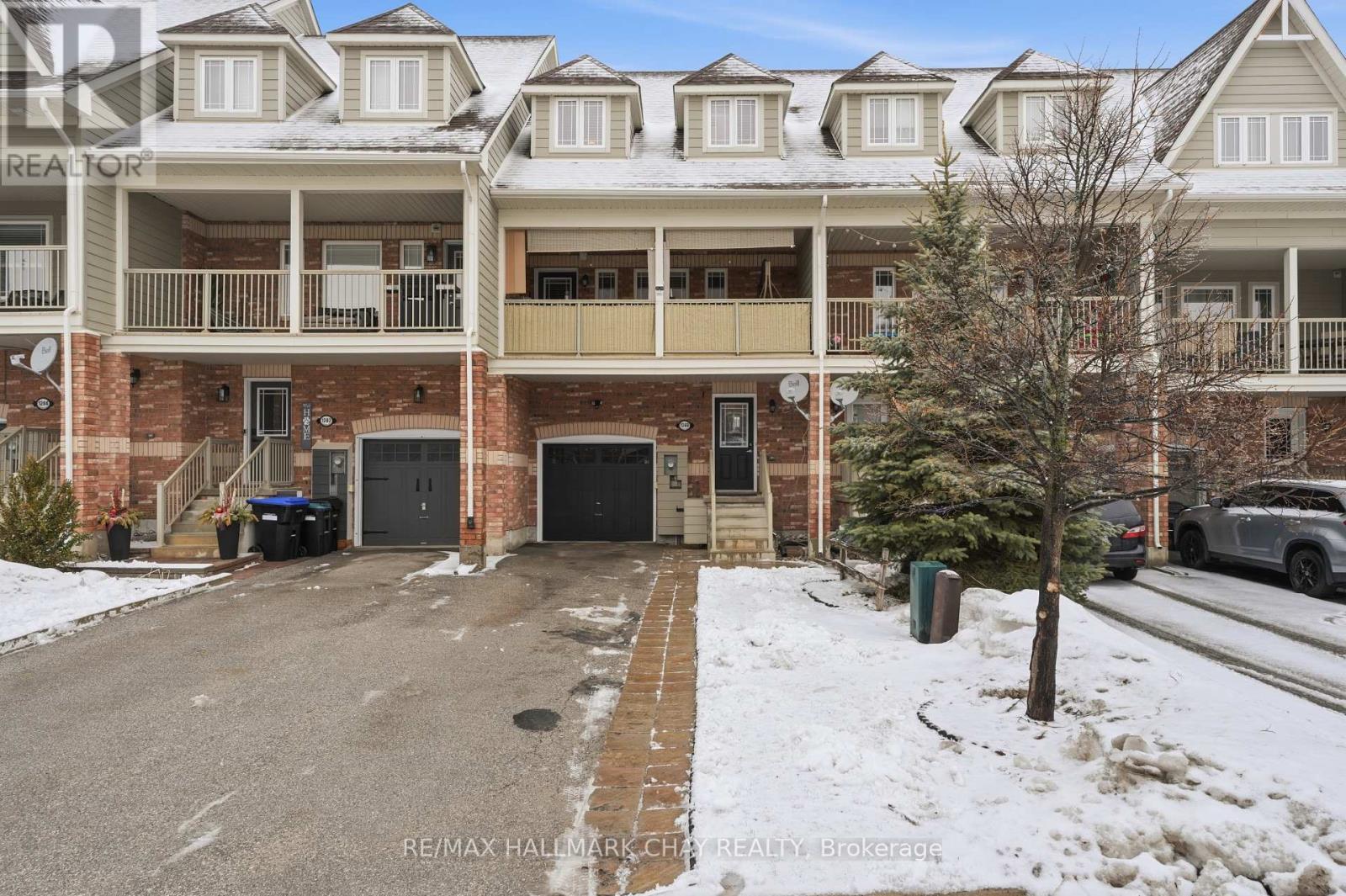 1280 Coleman Crescent, Innisfil, Ontario  L9S 0G6 - Photo 2 - N12916880