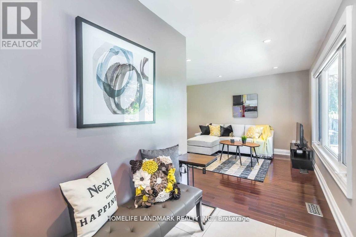 286 Gells Road, Richmond Hill, Ontario  L4C 3A4 - Photo 6 - N12916890