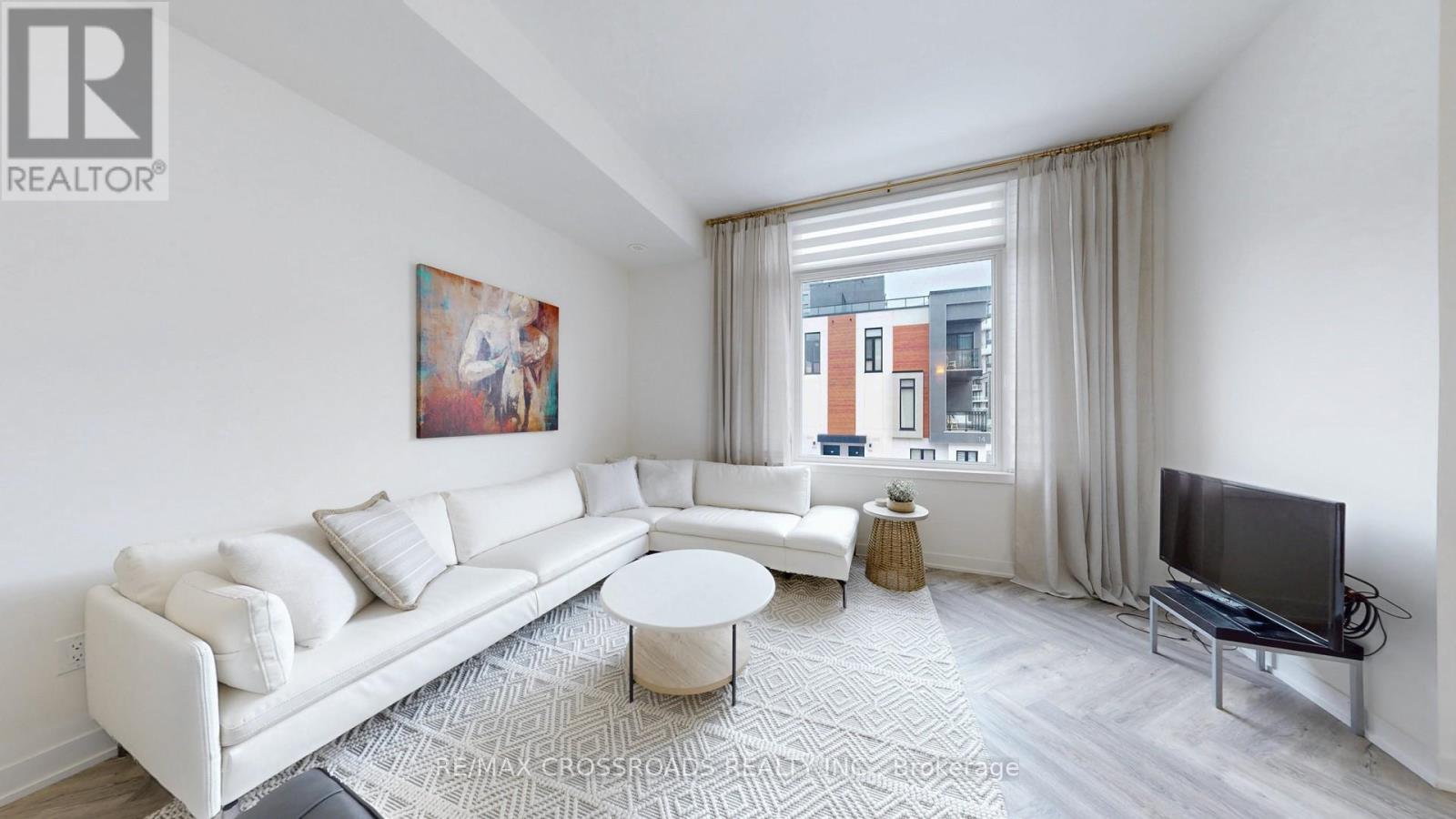 1403 - 15 David Eyer Road, Richmond Hill, Ontario  L4S 0N2 - Photo 6 - N12916922