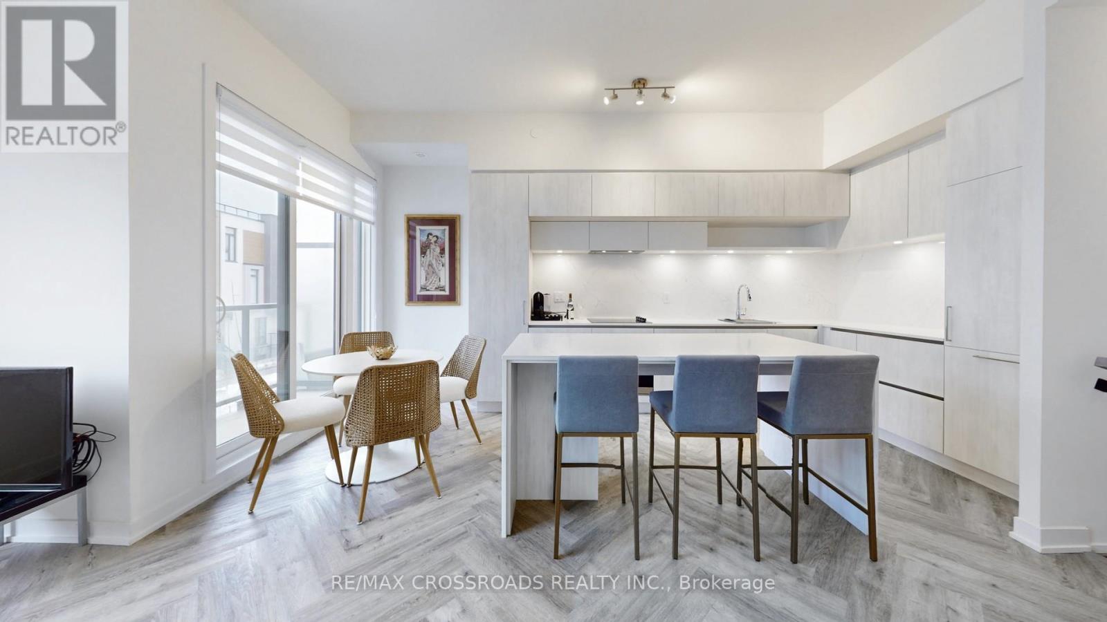 1403 - 15 David Eyer Road, Richmond Hill, Ontario  L4S 0N2 - Photo 9 - N12916922