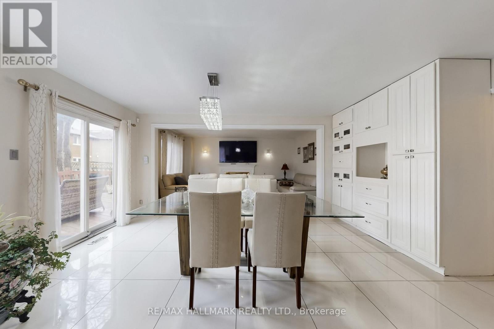 97 Stave Crescent, Richmond Hill, Ontario  L4C 9J2 - Photo 18 - N12916950