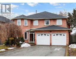 97 STAVE CRESCENT, Richmond Hill, Ontario