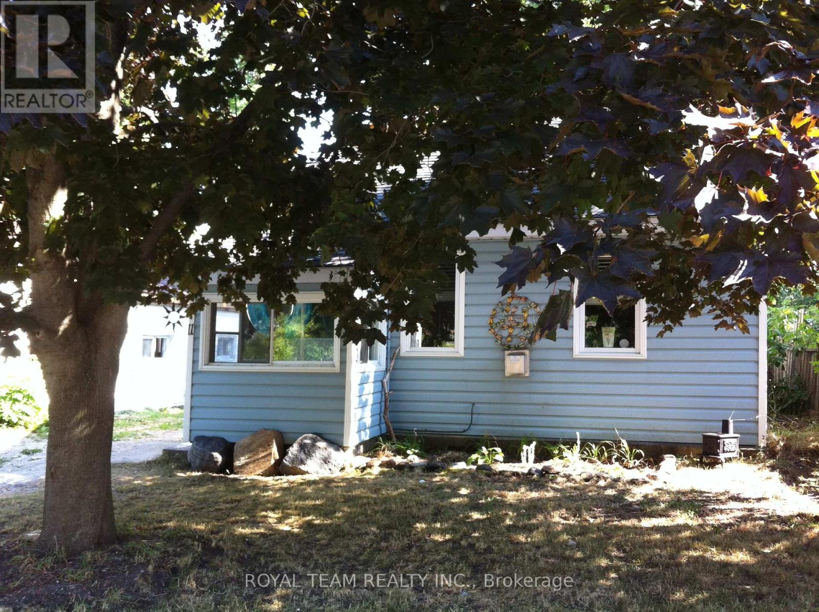 11 Middlebrook Road, Wasaga Beach, Ontario  L9Z 2Y6 - Photo 3 - S12916894