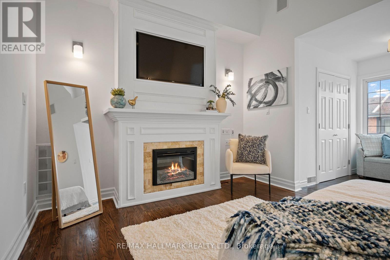 17 Mountnoel Avenue, Toronto, Ontario  M4J 1H7 - Photo 23 - E12907838