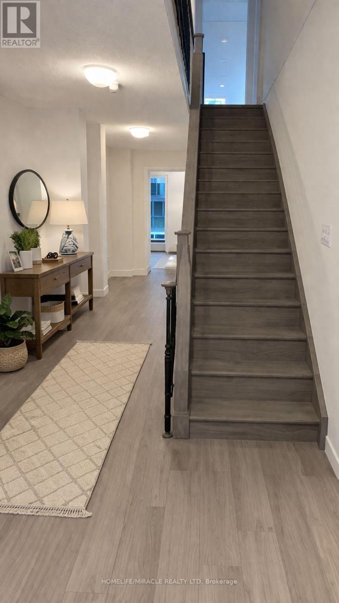 1182 Plymouth Drive, Oshawa, Ontario  L1L 0T4 - Photo 10 - E12916960