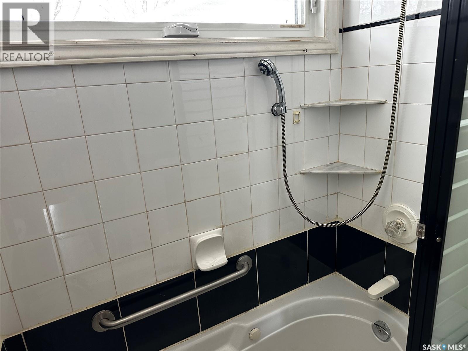 87 Sangster Boulevard, Regina, Saskatchewan  S4R 6L3 - Photo 11 - SK031152