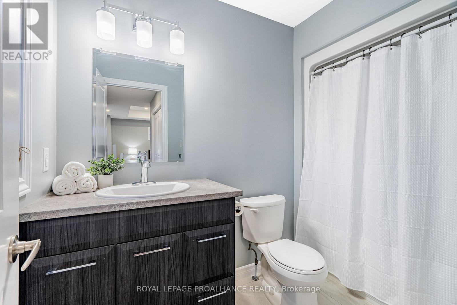84 South George Street, Belleville (Belleville Ward), Ontario  K8N 3G9 - Photo 22 - X12916756