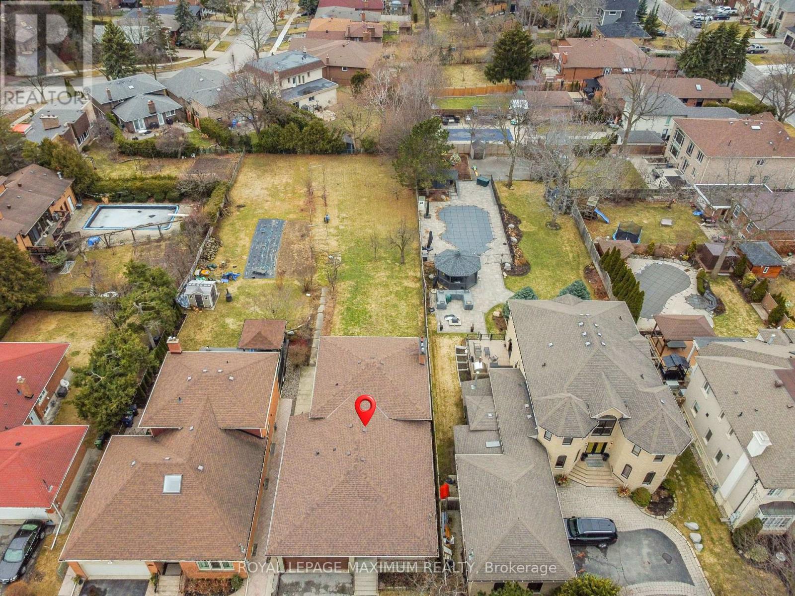 78 Roxaline Street, Toronto, Ontario  M9P 2Z2 - Photo 43 - W12913394