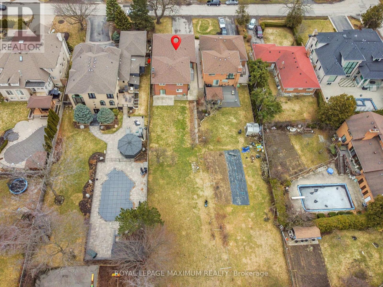 78 Roxaline Street, Toronto, Ontario  M9P 2Z2 - Photo 37 - W12913394