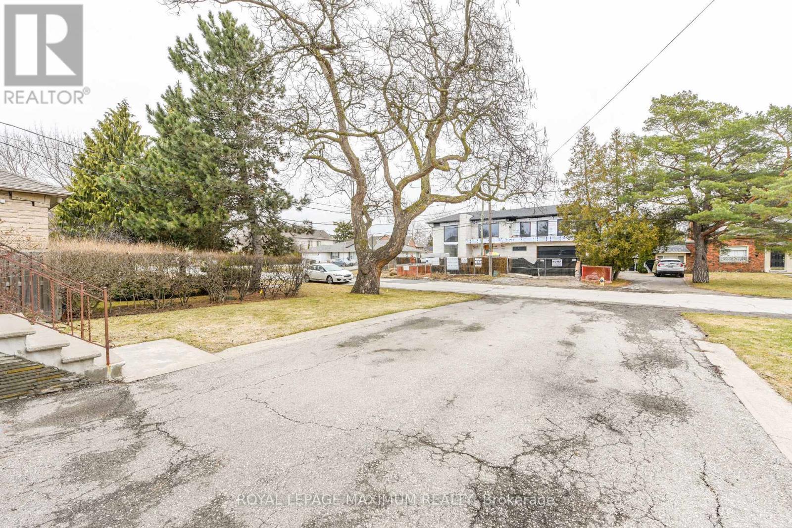 78 Roxaline Street, Toronto, Ontario  M9P 2Z2 - Photo 31 - W12913394