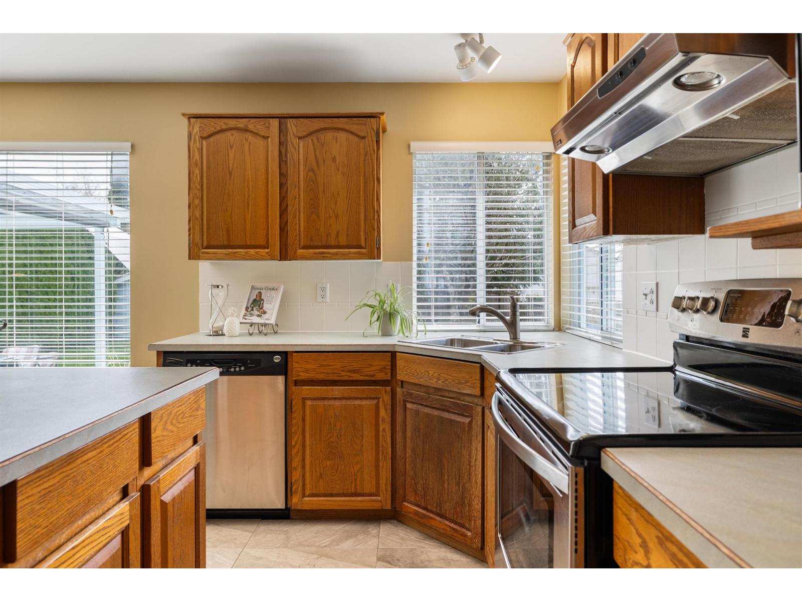 14316 92 Avenue, Surrey, British Columbia  V3V 1J6 - Photo 15 - R3103262