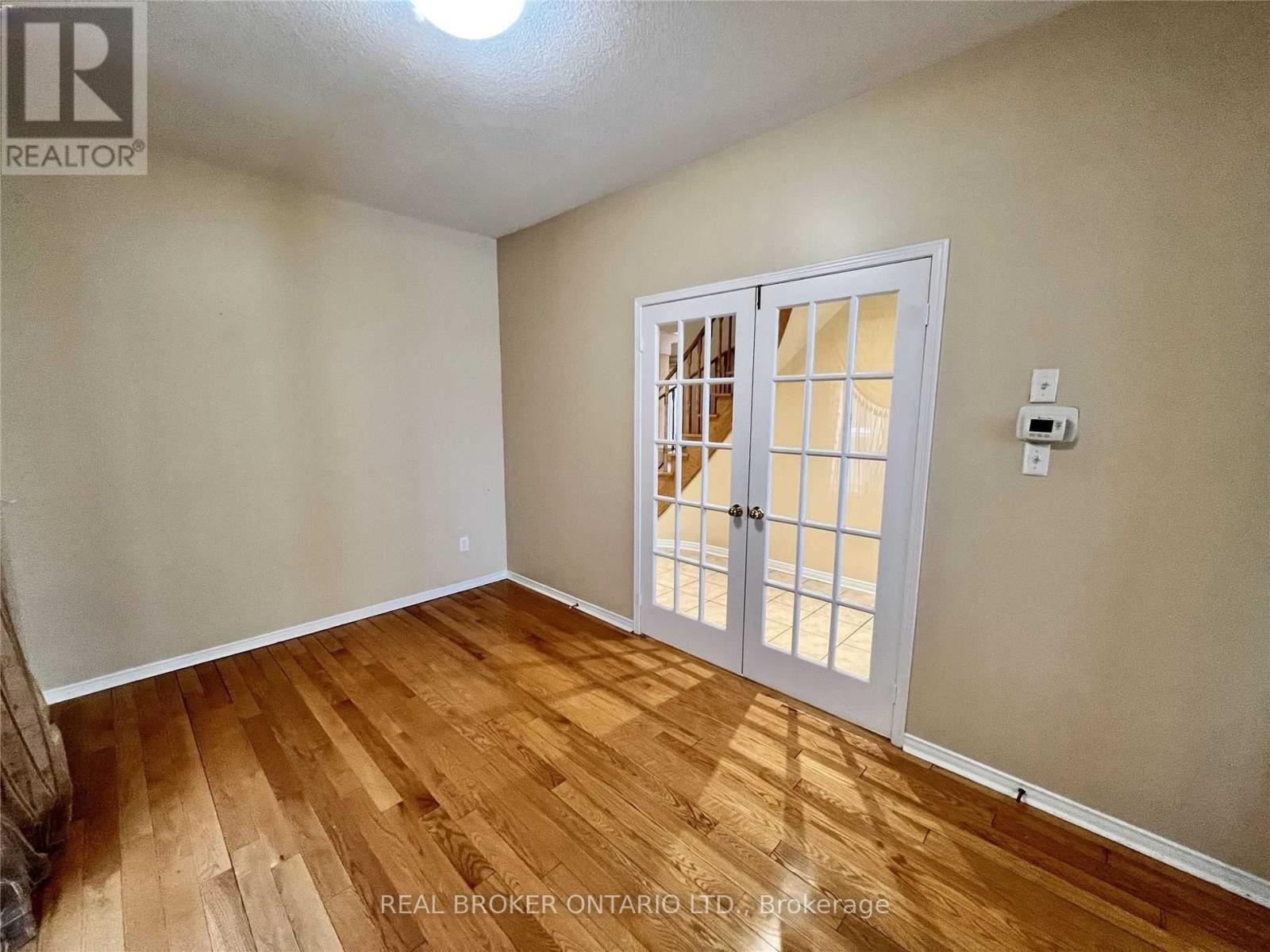 Upper Level - 5218 Oscar Peterson Boulevard, Mississauga, Ontario  L5M 0E1 - Photo 14 - W12916854