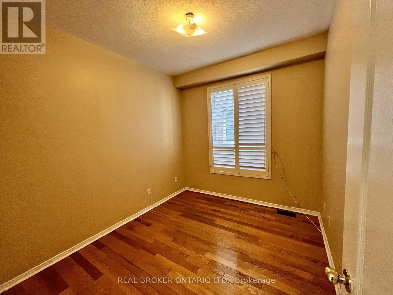 Upper Level - 5218 Oscar Peterson Boulevard, Mississauga, Ontario  L5M 0E1 - Photo 15 - W12916854