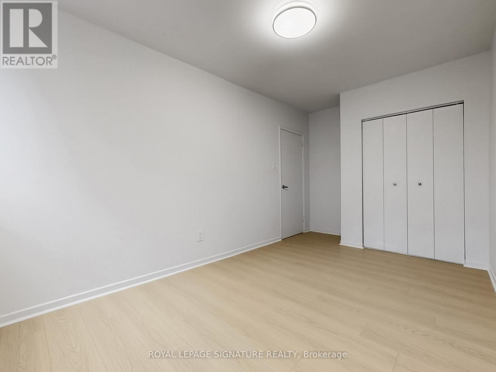 4 - 374 Driftwood Avenue, Toronto, Ontario  M3N 2P5 - Photo 16 - W12916860