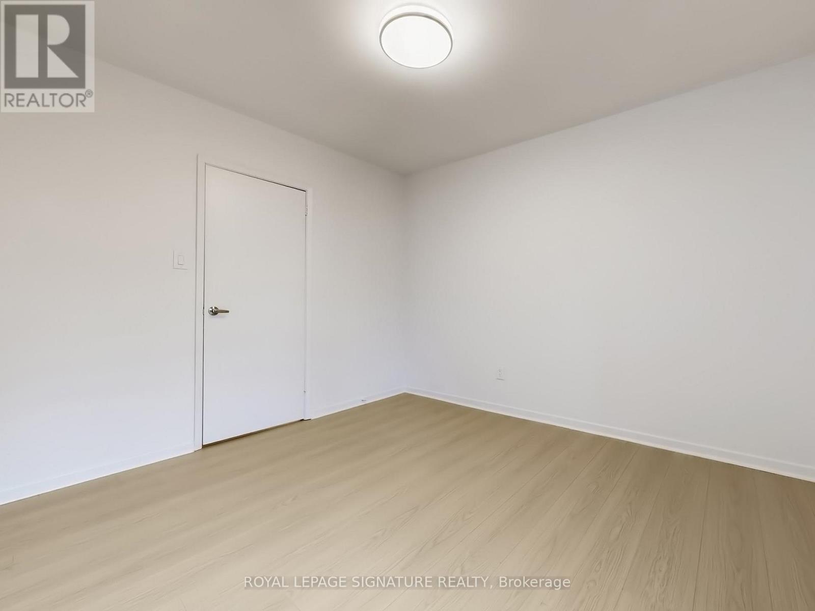 4 - 374 Driftwood Avenue, Toronto, Ontario  M3N 2P5 - Photo 20 - W12916860