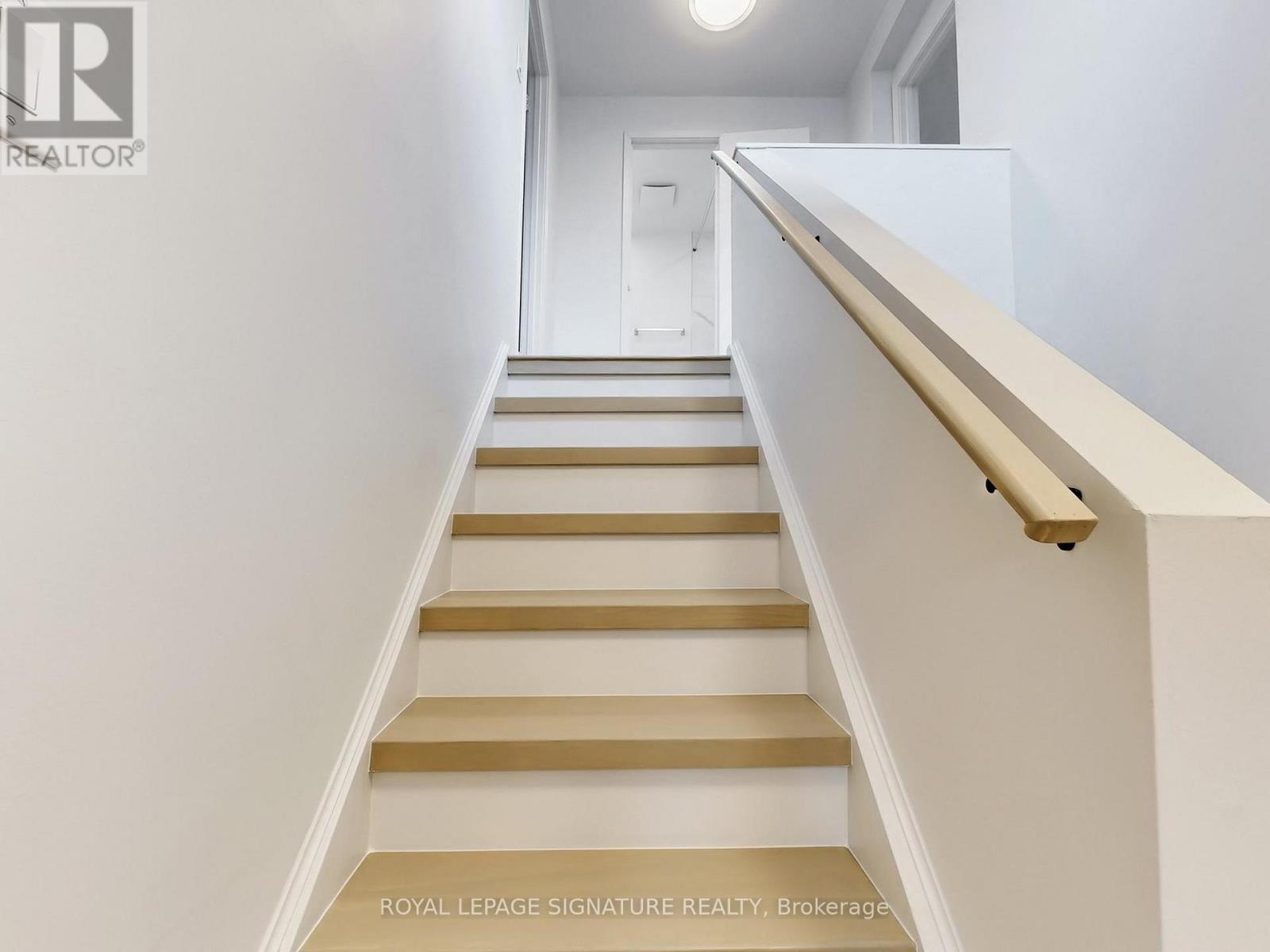 4 - 374 Driftwood Avenue, Toronto, Ontario  M3N 2P5 - Photo 24 - W12916860