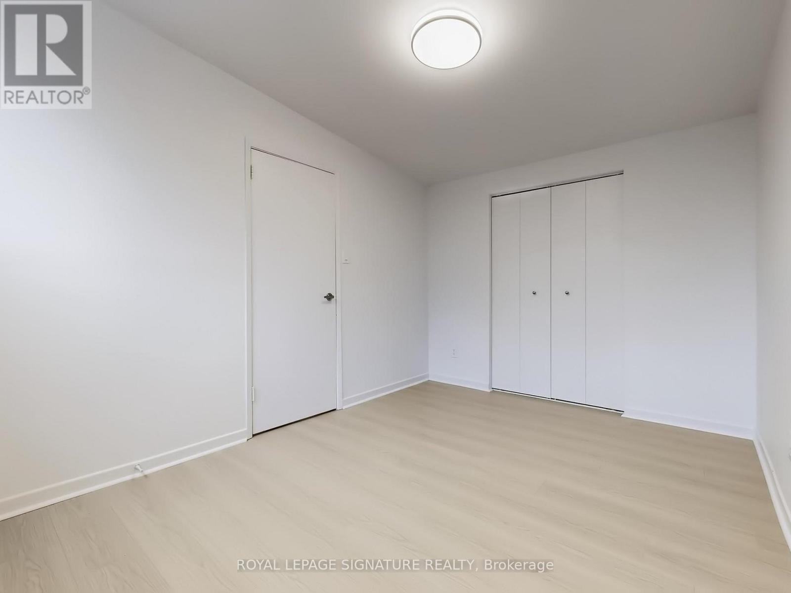 4 - 374 Driftwood Avenue, Toronto, Ontario  M3N 2P5 - Photo 29 - W12916860