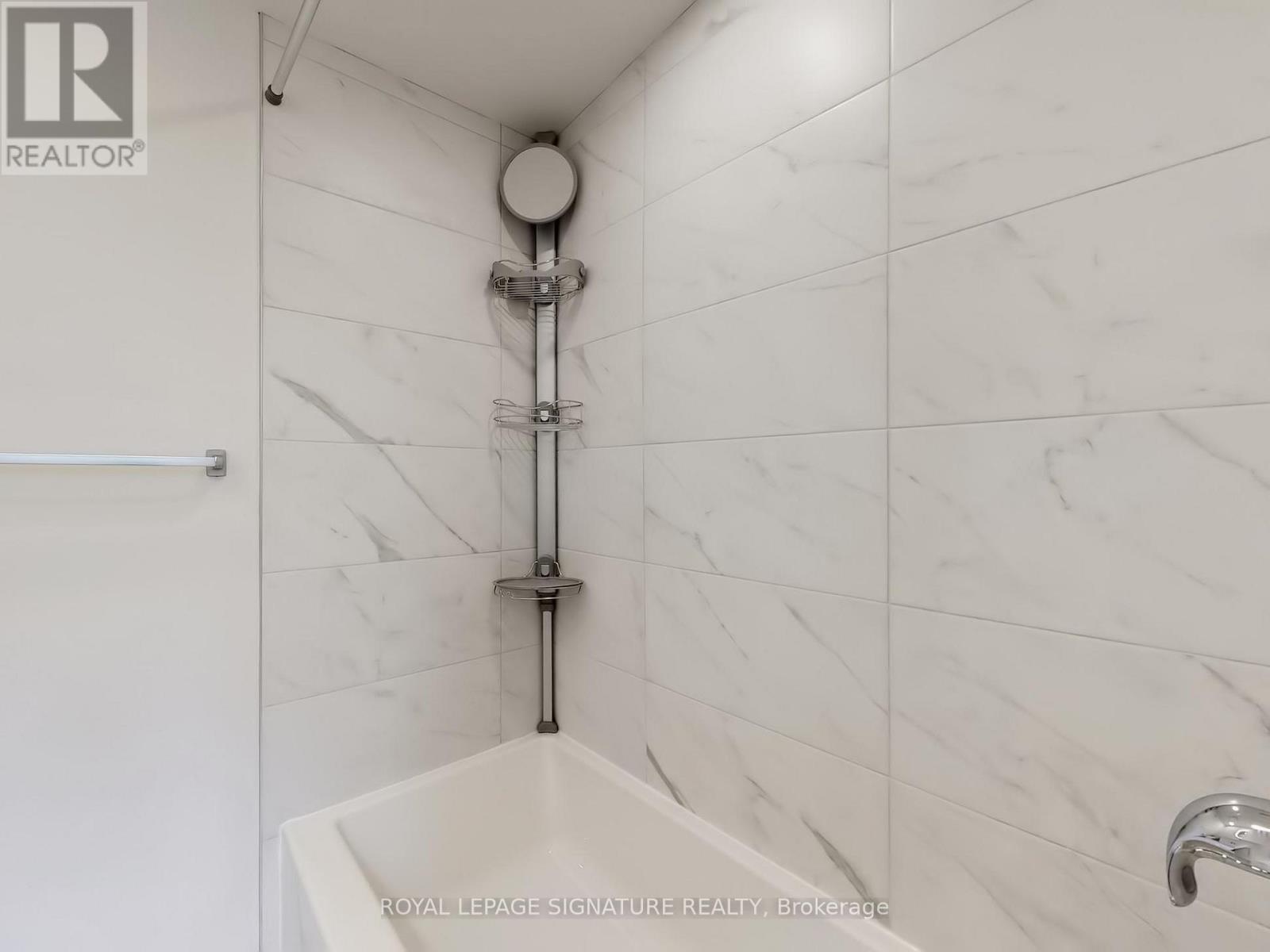 4 - 374 Driftwood Avenue, Toronto, Ontario  M3N 2P5 - Photo 31 - W12916860