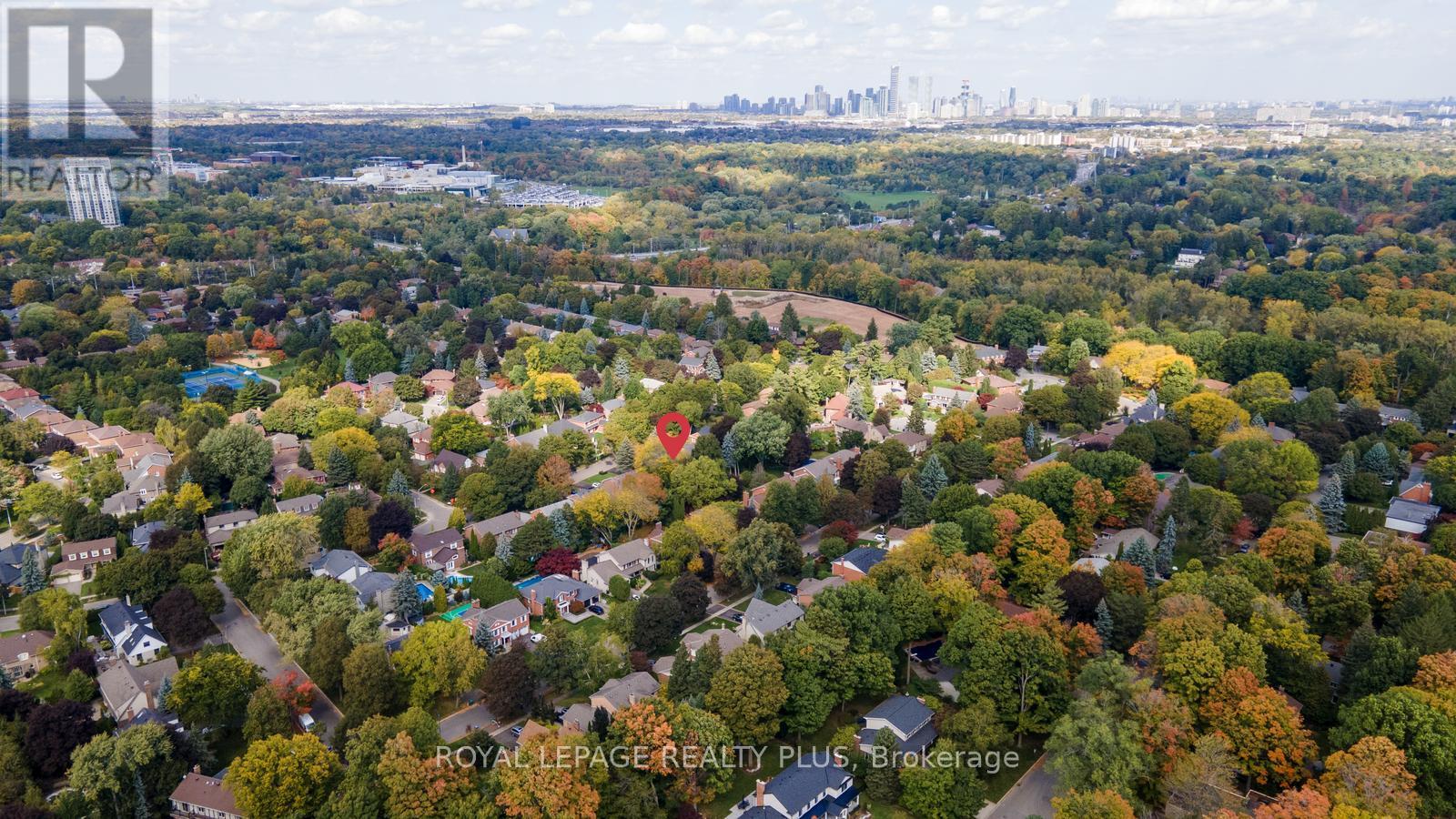 1852 Sherwood Forrest Circle, Mississauga, Ontario  L5K 2E7 - Photo 50 - W12916862