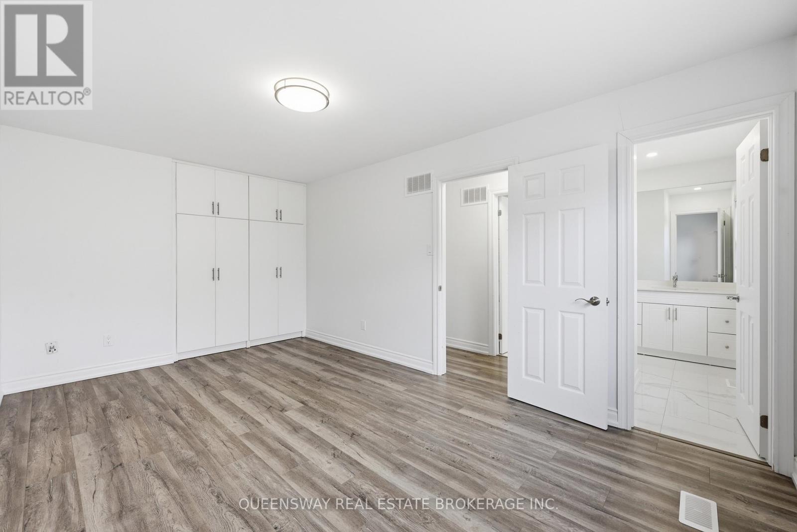 1 - 4196 Longmoor Drive, Burlington, Ontario  L7L 5E3 - Photo 15 - W12916884