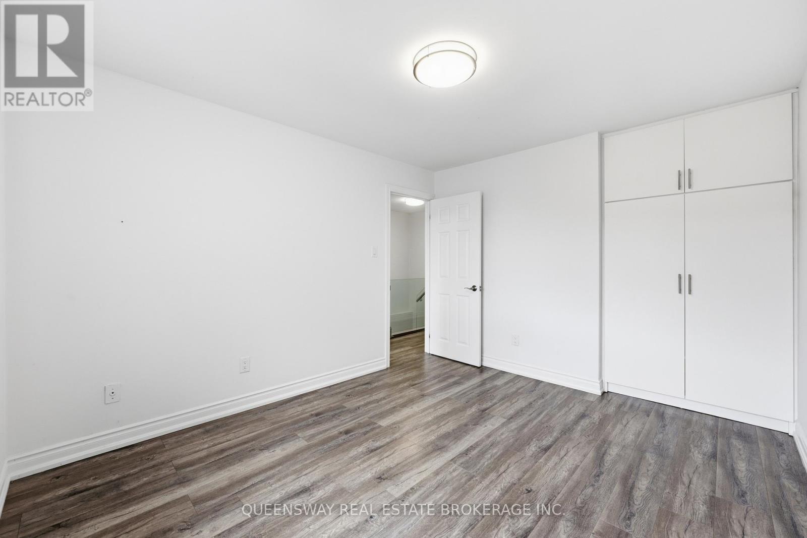 1 - 4196 Longmoor Drive, Burlington, Ontario  L7L 5E3 - Photo 22 - W12916884